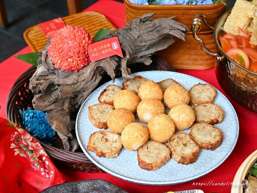 有春茶館|2025台中年菜、新年聚餐餐廳首選!輕鬆料理經典台菜澎拜上桌,訂購整組年菜享早鳥優惠再贈《免開火!巧用家電做台菜》新書 - 糖糖's 享食生活