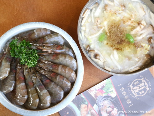 有春茶館(大墩店):台中美食│有春茶館大墩店〃裝潢充滿古色古香,餐點好吃,非常適合聚餐聊天的好所在~