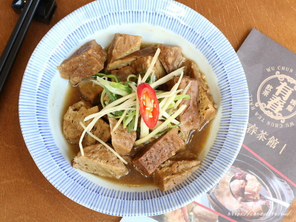 有春茶館(大墩店):台中美食│有春茶館大墩店〃裝潢充滿古色古香,餐點好吃,非常適合聚餐聊天的好所在~