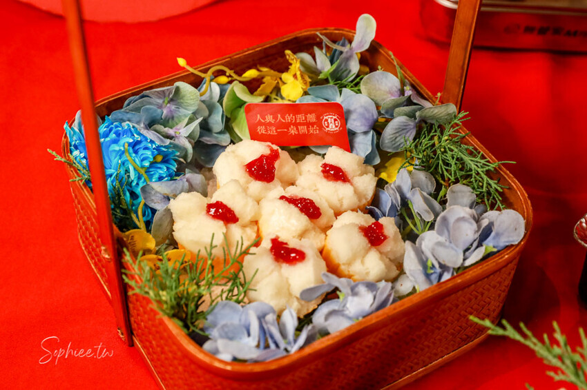 2025台中年菜》有春茶館 精緻台味年菜 圍爐團圓飯 新年聚餐 包廂訂位包場 早鳥優惠開跑! @蘇菲漫旅