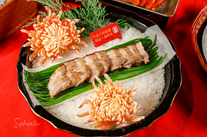 2025台中年菜》有春茶館 精緻台味年菜 圍爐團圓飯 新年聚餐 包廂訂位包場 早鳥優惠開跑! @蘇菲漫旅