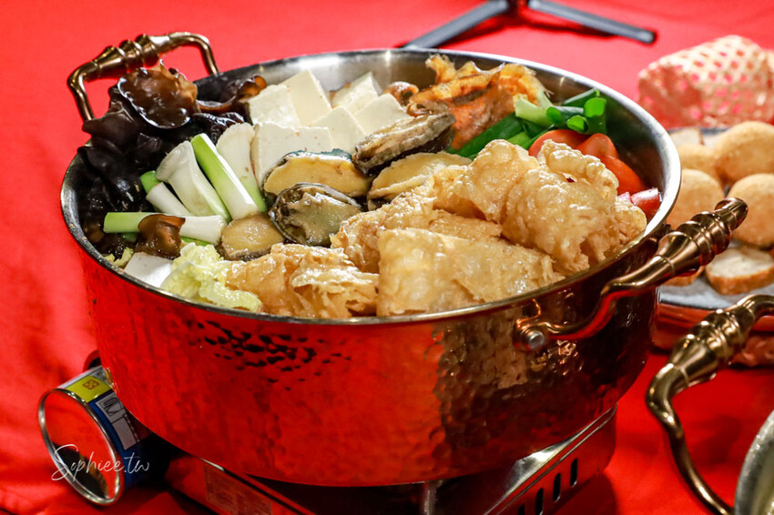 2025台中年菜》有春茶館 精緻台味年菜 圍爐團圓飯 新年聚餐 包廂訂位包場 早鳥優惠開跑! @蘇菲漫旅