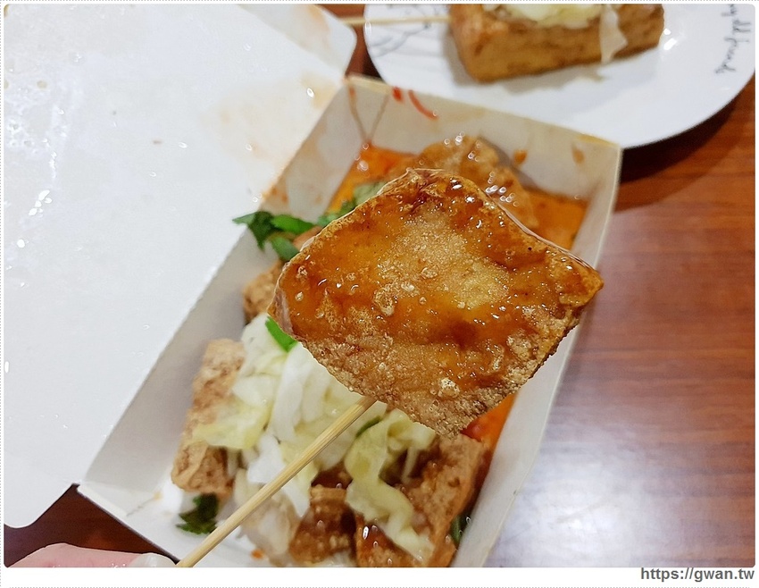 龍井自強夜市 | 大排長龍,烤臭豆腐一支10元真的很便宜!!