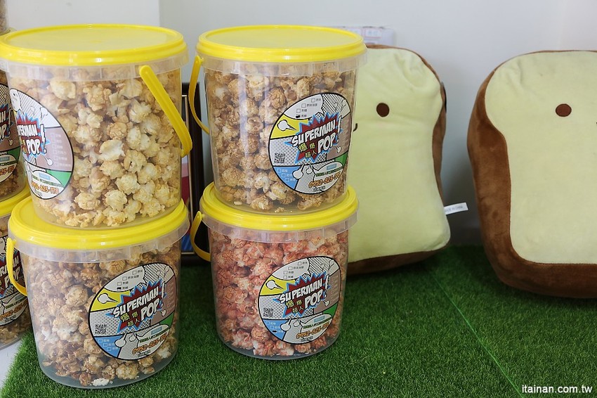 台南美食｜T&F手作吐司-崇明店~不只有爆餡熱壓吐司，還有限量超狂爆料海鮮鍋燒意麵!!早午餐、午食、下午茶新選擇! - 台南好Food遊