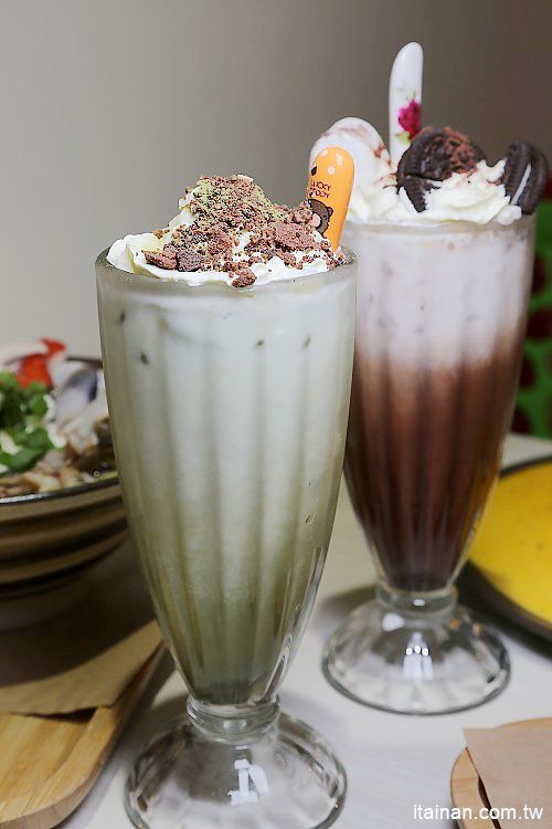 台南美食｜T&F手作吐司-崇明店~不只有爆餡熱壓吐司，還有限量超狂爆料海鮮鍋燒意麵!!早午餐、午食、下午茶新選擇! - 台南好Food遊