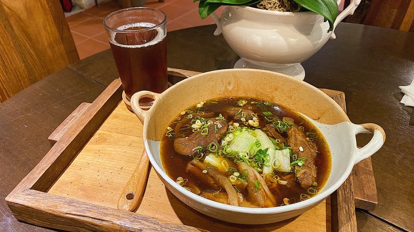 【花蓮市區】好禮生活設計館┃花蓮文創園區巷弄內的牛肉麵私廚,藝文空間┃ - / 郭郭的花東走跳生活 /