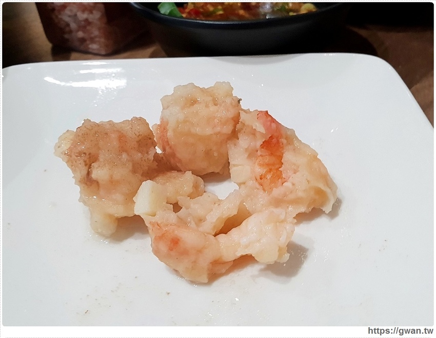 不敢相信！這間火鍋店平日只要99元就能吃三種和牛！挑戰大胃王成功再賺500元