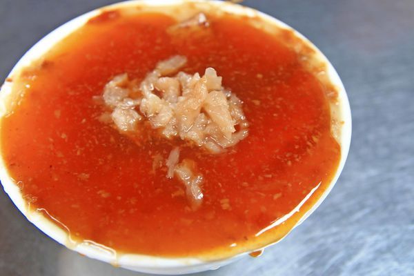 【板橋美食】津贊蔡家碗粿-歷史悠久市場裡的老字號路邊攤小吃