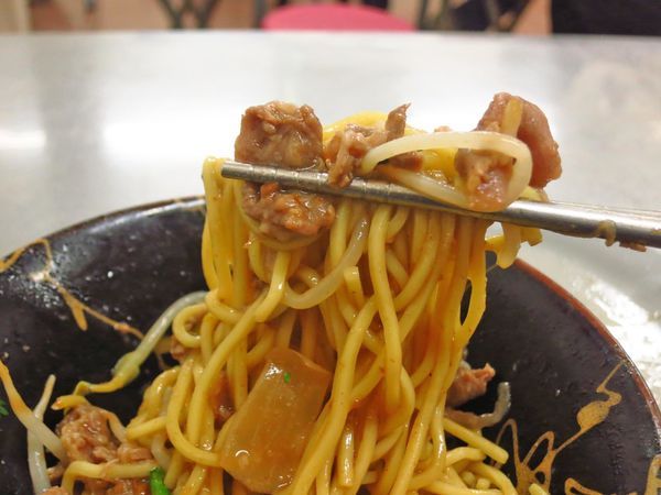 【五股美食】台北橋花枝羹大腸麵線-吃過的人都極力推薦的美食小吃店