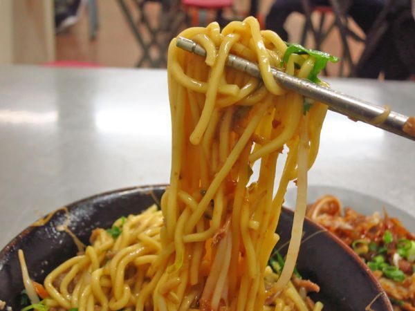 【五股美食】台北橋花枝羹大腸麵線-吃過的人都極力推薦的美食小吃店