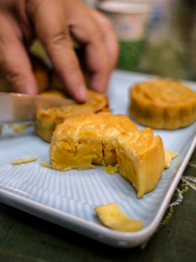 台南東區｜中秋節限量手工港式月餅！寓點