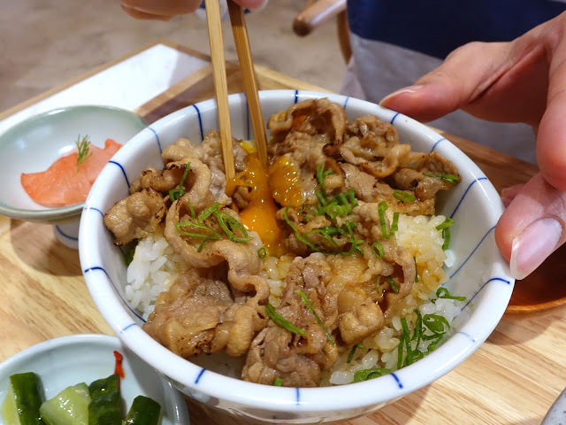 [食記] 新竹。皿富器食 min food。日系風格定食 講究食材的美味餐廳! 好評推薦--泰香咖哩雞菲力、豚骨拉麵&炙燒牛丼(近巨城)