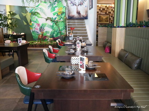 麋鹿的鍋物:台中美食│麋鹿の鍋物〃火鍋店也吃的到薑母鴨,還有明治冰淇淋讓你吃到飽!