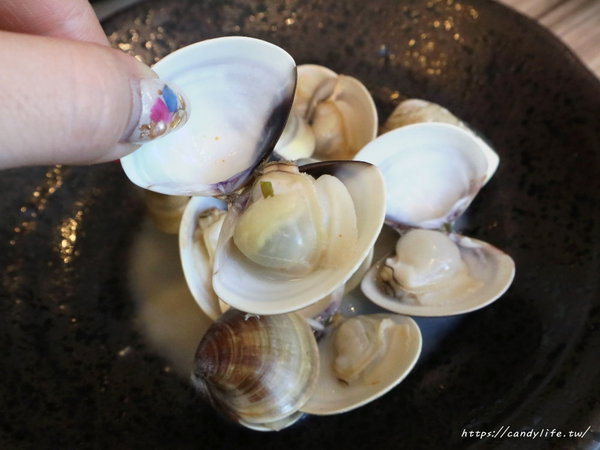 麋鹿的鍋物:台中美食│麋鹿の鍋物〃火鍋店也吃的到薑母鴨,還有明治冰淇淋讓你吃到飽!