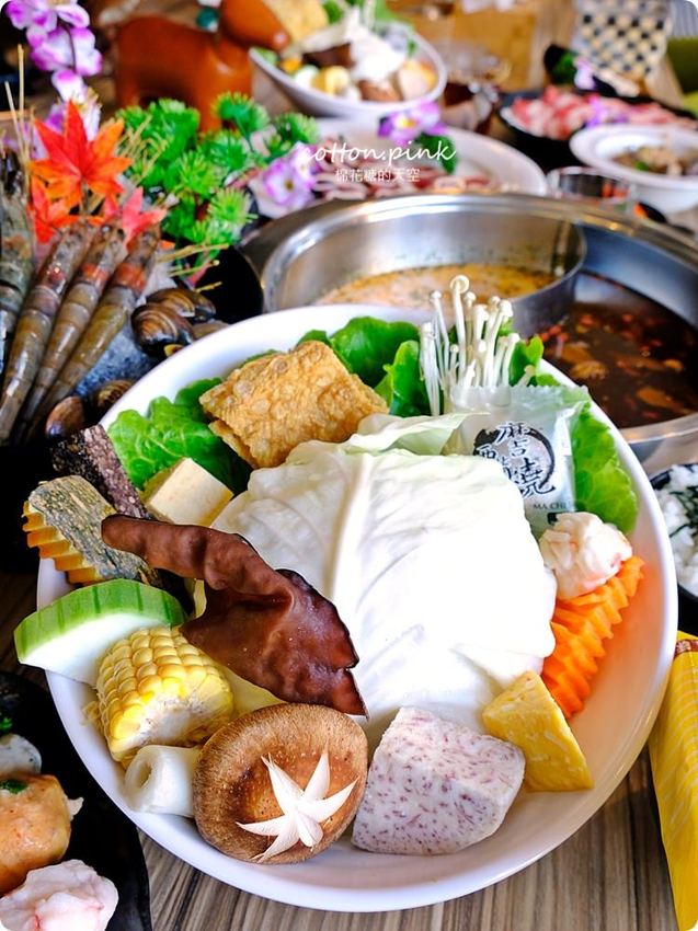 台中薑母鴨大升級-優雅版薑母鴨火鍋就在麋鹿鍋物，也能做成鴛鴦鍋喔！