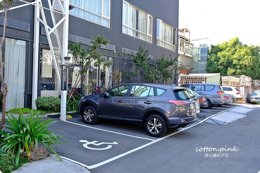 台中薑母鴨大升級-優雅版薑母鴨火鍋就在麋鹿鍋物，也能做成鴛鴦鍋喔！