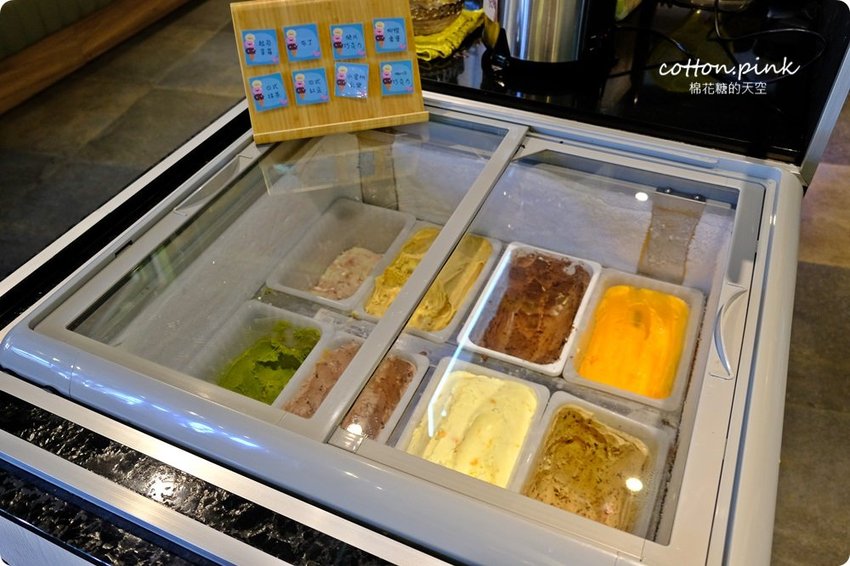 台中薑母鴨大升級-優雅版薑母鴨火鍋就在麋鹿鍋物，也能做成鴛鴦鍋喔！