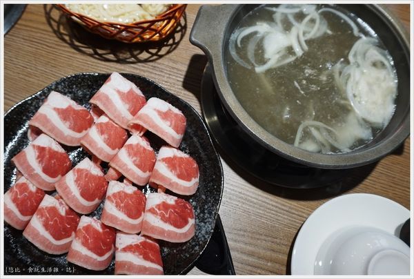 湯馥石頭火鍋-39-雪花牛肉鍋