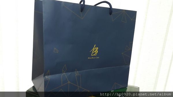 【彌月試吃】BB Cake布貝爾蛋糕~~幸福繽紛"五色生乳捲"，用料紮實，絕對值得一嚐!