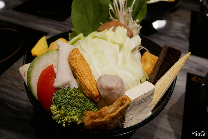 美食 ▍新北新莊 高CP值 平價火鍋 多種湯底任選  涮霸 (7)