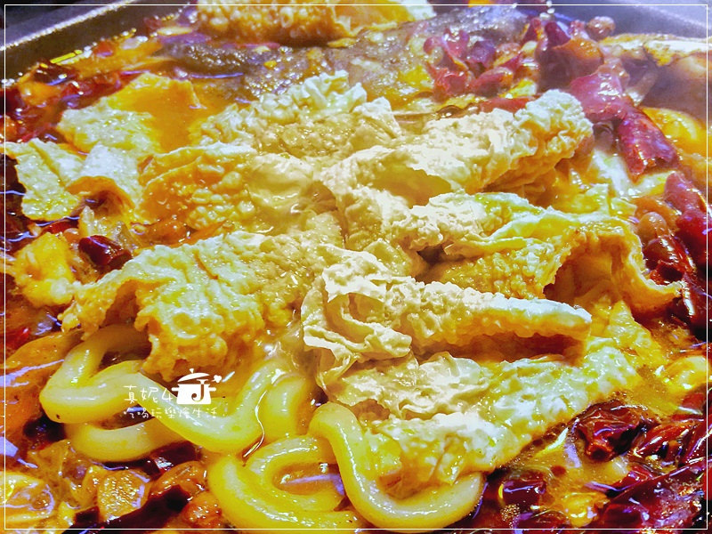 新店中正路美食 水貨烤魚火鍋