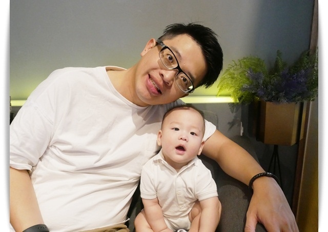 好氣氛「小島公寓/小島茶酒」小酒館裡的午茶時間。