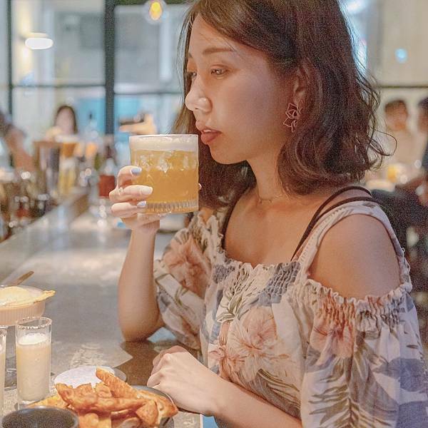 高雄 新興區 住宿 小島公寓-小島茶酒 15.JPG