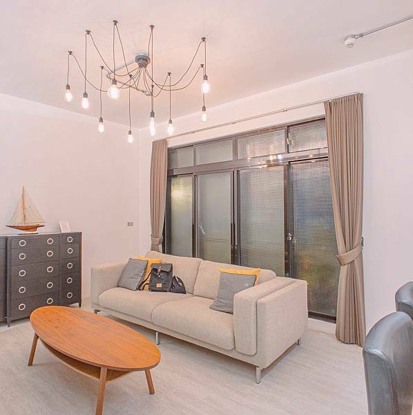 高雄 新興區 住宿 小島公寓-小島茶酒 5.JPG