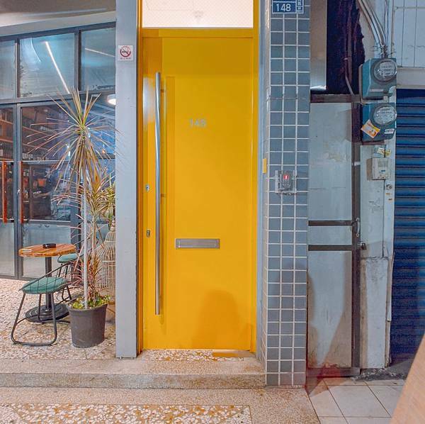 高雄 新興區 住宿 小島公寓-小島茶酒 12.JPG