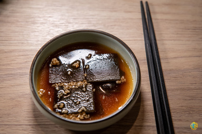 新竹巨城火鍋》湯作鍋物 - 天然無添加當天現熬湯底 不能錯過的嚴選肉品與特色沾醬 - 時空幻境 凌雲江海清