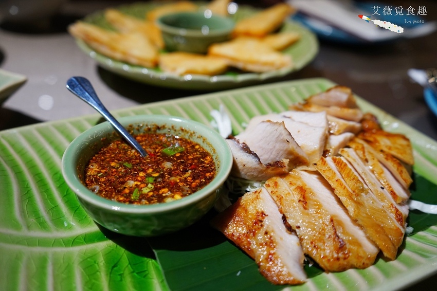 湄南河泰式庭園餐廳