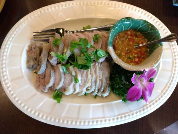 白天、晚上景色不一樣!美美噠～台中南屯/湄南河泰式庭園餐廳，好吃的泰式料理、泰國菜推薦!