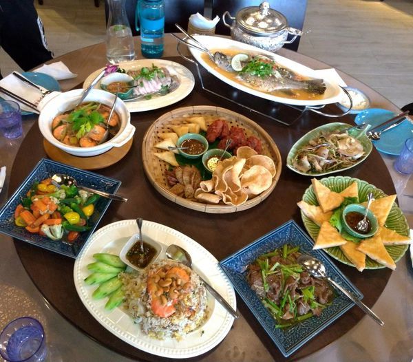 白天、晚上景色不一樣!美美噠～台中南屯/湄南河泰式庭園餐廳，好吃的泰式料理、泰國菜推薦!