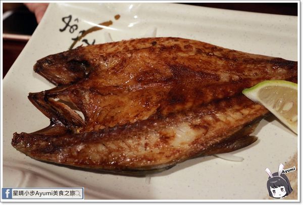 南丁目 いざかや串烤居酒屋：[食記]►屏東◄南丁目 いざかや串烤居酒屋／胡麻冷烏龍／明麻杏鮑菇／午魚一夜干／鹽烤松阪豬／北海道干貝／起司洋蔥串