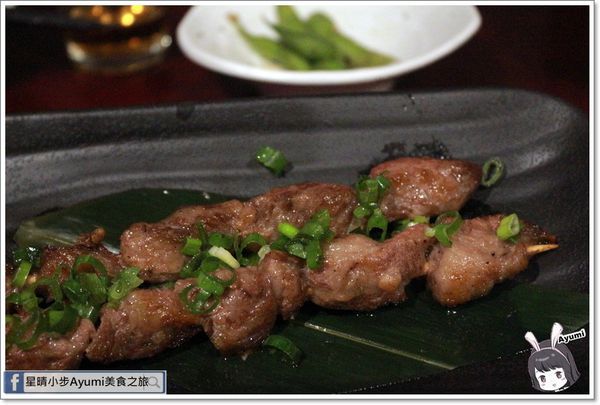 南丁目 いざかや串烤居酒屋：[食記]►屏東◄南丁目 いざかや串烤居酒屋／胡麻冷烏龍／明麻杏鮑菇／午魚一夜干／鹽烤松阪豬／北海道干貝／起司洋蔥串