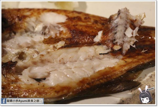 南丁目 いざかや串烤居酒屋：[食記]►屏東◄南丁目 いざかや串烤居酒屋／胡麻冷烏龍／明麻杏鮑菇／午魚一夜干／鹽烤松阪豬／北海道干貝／起司洋蔥串