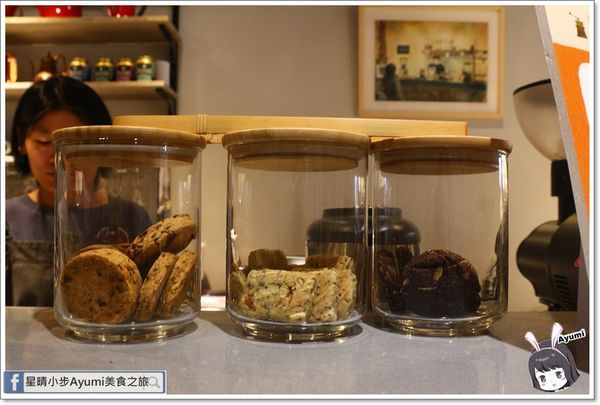 有邑家Home from Home Cafe：[食記]►台南北區◄有邑家Home from Home Cafe－香醇的咖啡遇到廣式腸粉會迸出什麼火花呢？