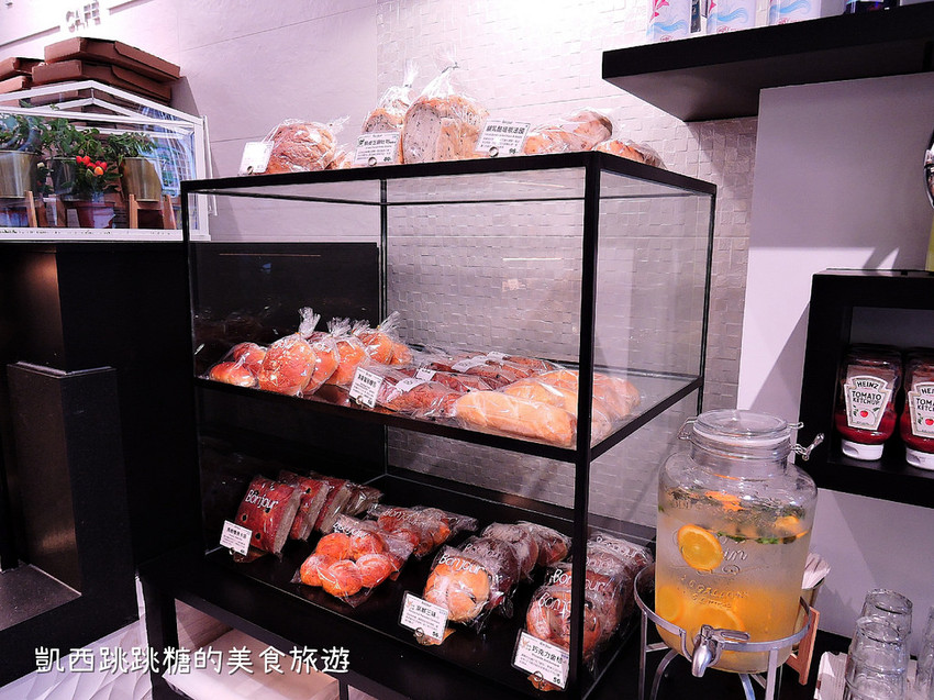 南港 明天見咖啡 A DEMAIN CAFE法式料理 麵包041