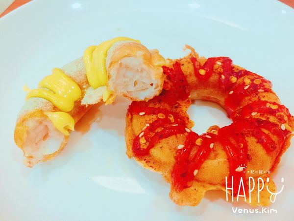 【台北中山】浮誇系網美打卡美食，鮮味十足「叉叉圈圈燒」料多味美實在hen好吃！｜下午茶點心｜鮮蝦X花枝蹦出新滋味