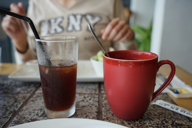 跳躍的宅男 - 花蓮靠海咖啡廳-秘密海咖啡 東大門夜市走路15分鐘 太平洋海濱公園旁