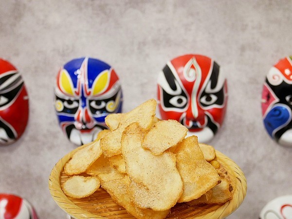 壹柒炸:壹柒炸-台中西屯區炸物店 近漢口國中 餐點選擇多且有脫油機 炸物清爽不油膩 再來杯啤酒就是最完美宵夜