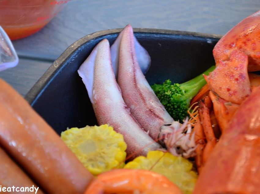 點波士頓龍蝦套餐加購99元，再贈送一隻波士頓龍蝦！