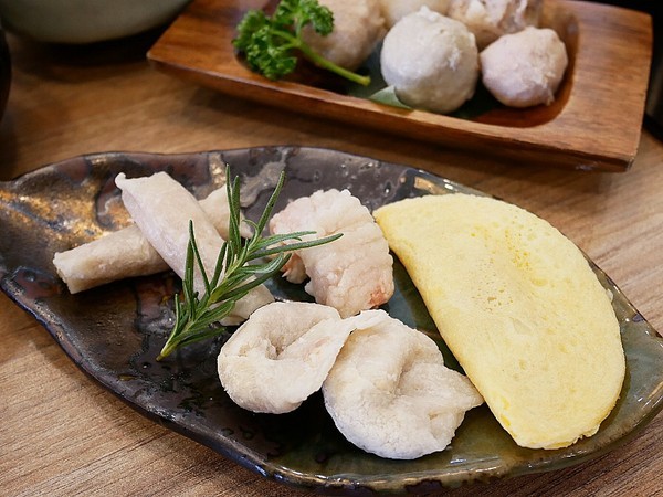 木吉涮涮鍋:MUKI Shabu Shabu 木吉涮涮鍋-嘉義西區精緻鍋物 原料標榜健康 在食安籠罩之下有更適合的選擇 - 愛評體驗券