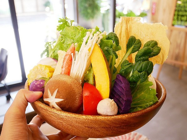 木吉涮涮鍋:MUKI Shabu Shabu 木吉涮涮鍋-嘉義西區精緻鍋物 原料標榜健康 在食安籠罩之下有更適合的選擇 - 愛評體驗券