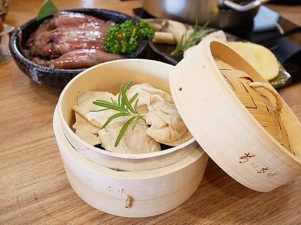 木吉涮涮鍋:MUKI Shabu Shabu 木吉涮涮鍋-嘉義西區精緻鍋物 原料標榜健康 在食安籠罩之下有更適合的選擇 - 愛評體驗券