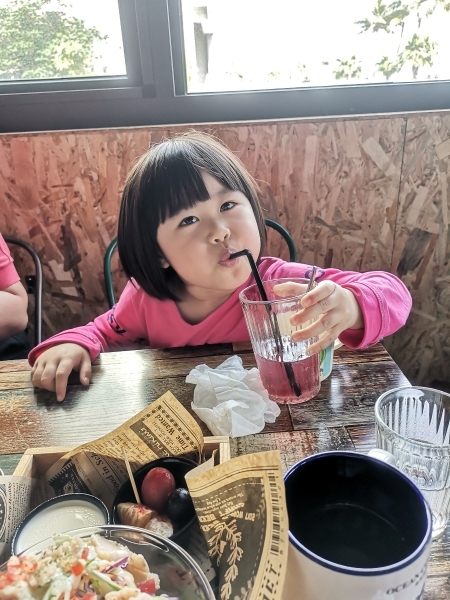 跳躍的宅男 - [花蓮美食]二訪海濱街角101-新推出義大利麵 花蓮海邊下午茶餐廳早午餐
