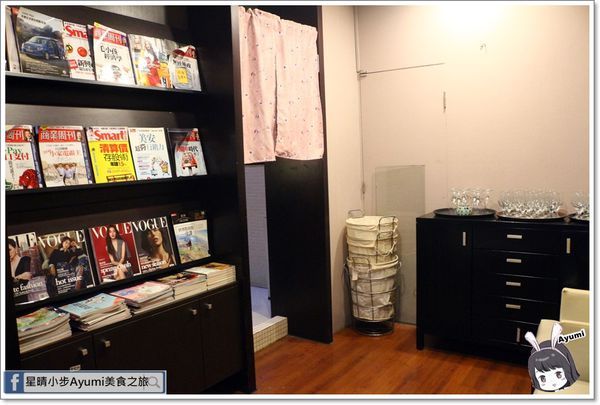 果然是你(成大店)：[食記]►台南東區◄果然是你～成大店／炸彈炒飯／味噌雞腿燉飯／石頭豬肉鍋／果然愛你：火龍果奶茶／果然相遇：洛神凍飲／憑學生證點餐9折