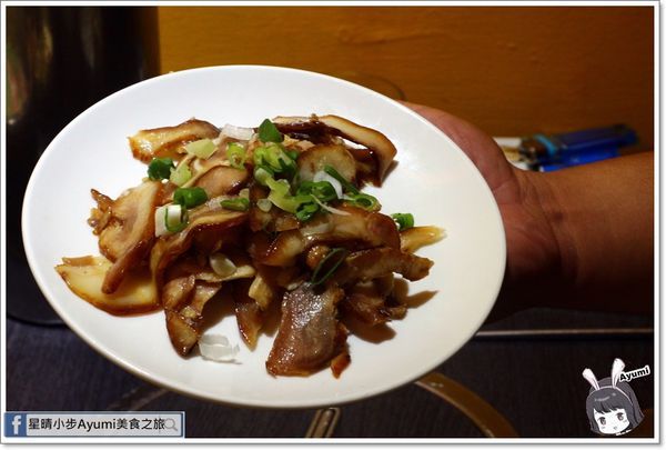 果然是你(成大店)：[食記]►台南東區◄果然是你～成大店／炸彈炒飯／味噌雞腿燉飯／石頭豬肉鍋／果然愛你：火龍果奶茶／果然相遇：洛神凍飲／憑學生證點餐9折