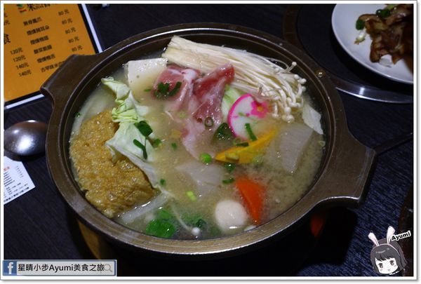 果然是你(成大店)：[食記]►台南東區◄果然是你～成大店／炸彈炒飯／味噌雞腿燉飯／石頭豬肉鍋／果然愛你：火龍果奶茶／果然相遇：洛神凍飲／憑學生證點餐9折