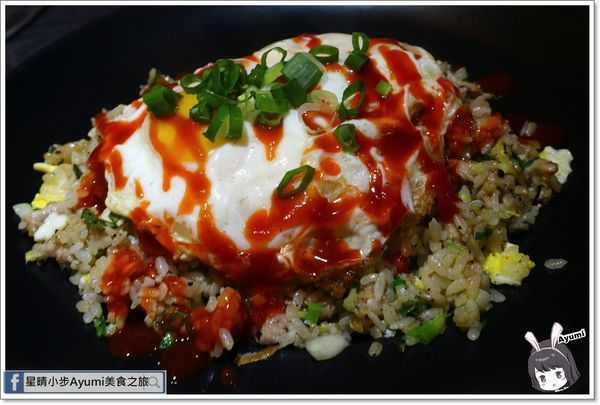 果然是你(成大店)：[食記]►台南東區◄果然是你～成大店／炸彈炒飯／味噌雞腿燉飯／石頭豬肉鍋／果然愛你：火龍果奶茶／果然相遇：洛神凍飲／憑學生證點餐9折